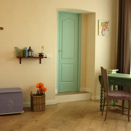 Poesie Di Viaggio Bed & Breakfast 3*